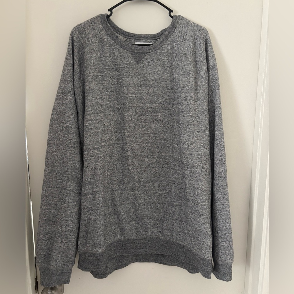 Old Navy Men's Heather Gray Crewneck Sweater